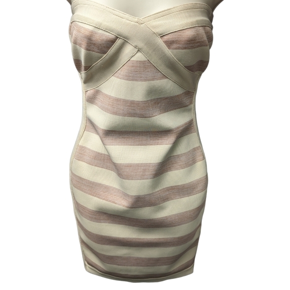 Bella Barnett NWT Bandage Style Strapless Dress Sz XS - Picture 1 of 11